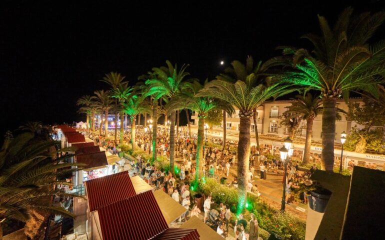 La II Feria Balcón de Europa reúne a más de 5.000 personas
