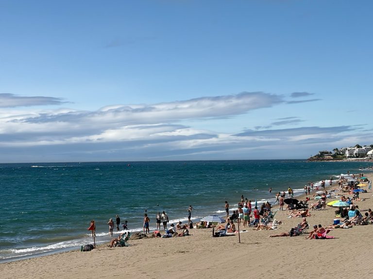 Mijas recibe un reconocimiento especial por su concienciación ambiental en las playas